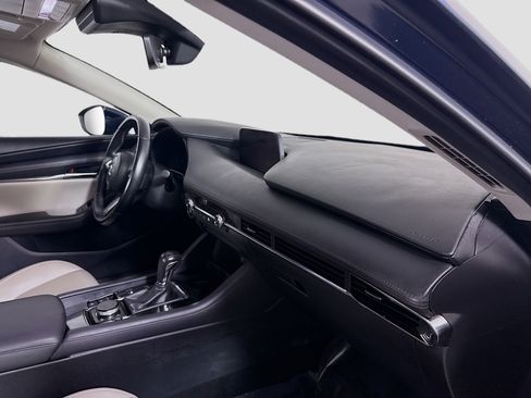 Used 2019 MAZDA MAZDA3 w/Preferred Pkg image 30