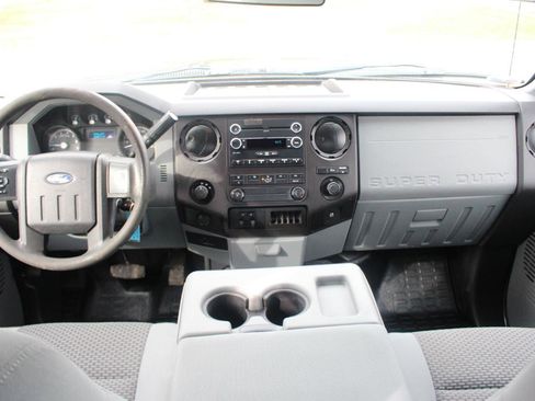 Used 2016 Ford F250 XL w/ XL Appearance Package image 23