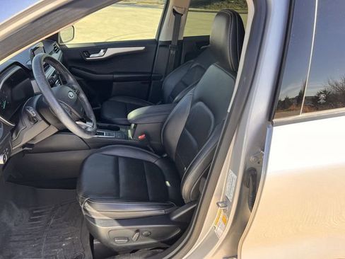 Used 2020 Ford Escape SEL image 23