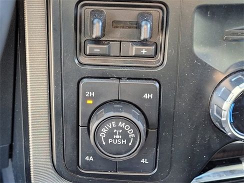 Certified 2023 Ford F150 Platinum w/ Equipment Group 701A High image 26