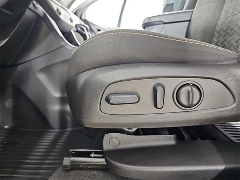 Certified 2023 Chevrolet Equinox LT image 34