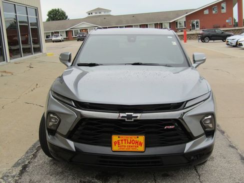 Used 2025 Chevrolet Blazer RS AWD/4WD image 13