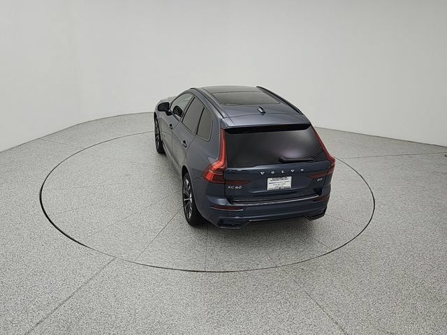 New 2026 Volvo XC60 B5 Plus w/ Protection Package Premier AWD/4WD image 18
