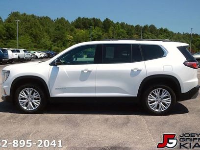 Used 2024 GMC Acadia Elevation w/ Luxury Package