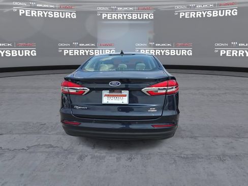 Used 2020 Ford Fusion SE FWD image 7