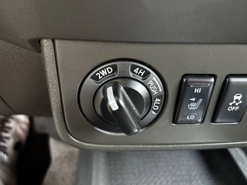 Used 2015 Nissan Xterra PRO-4X image 21