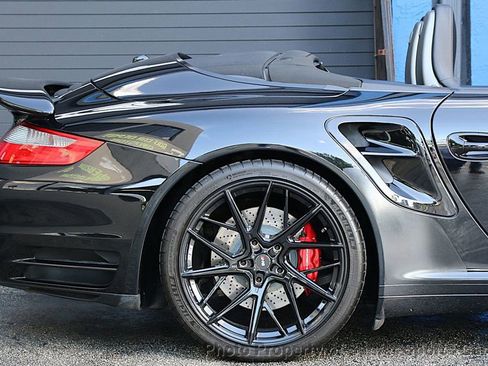 Used 2009 Porsche 911 Turbo AWD/4WD image 17