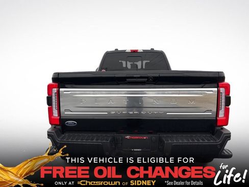 Used 2024 Ford F450 Platinum w/ FX4 Off-Road Package image 4