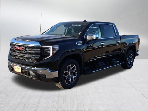 New 2026 GMC Sierra 1500 SLT image 3