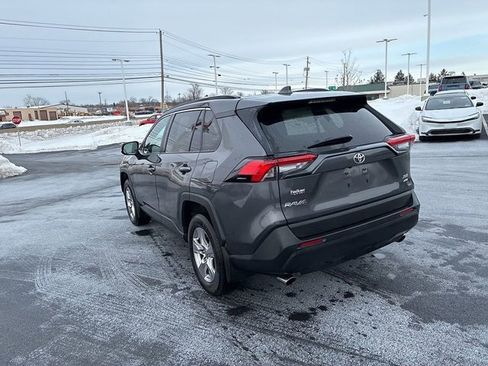Used 2023 Toyota RAV4 XLE image 12