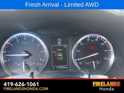 Used 2014 Toyota Highlander Limited AWD/4WD image 16