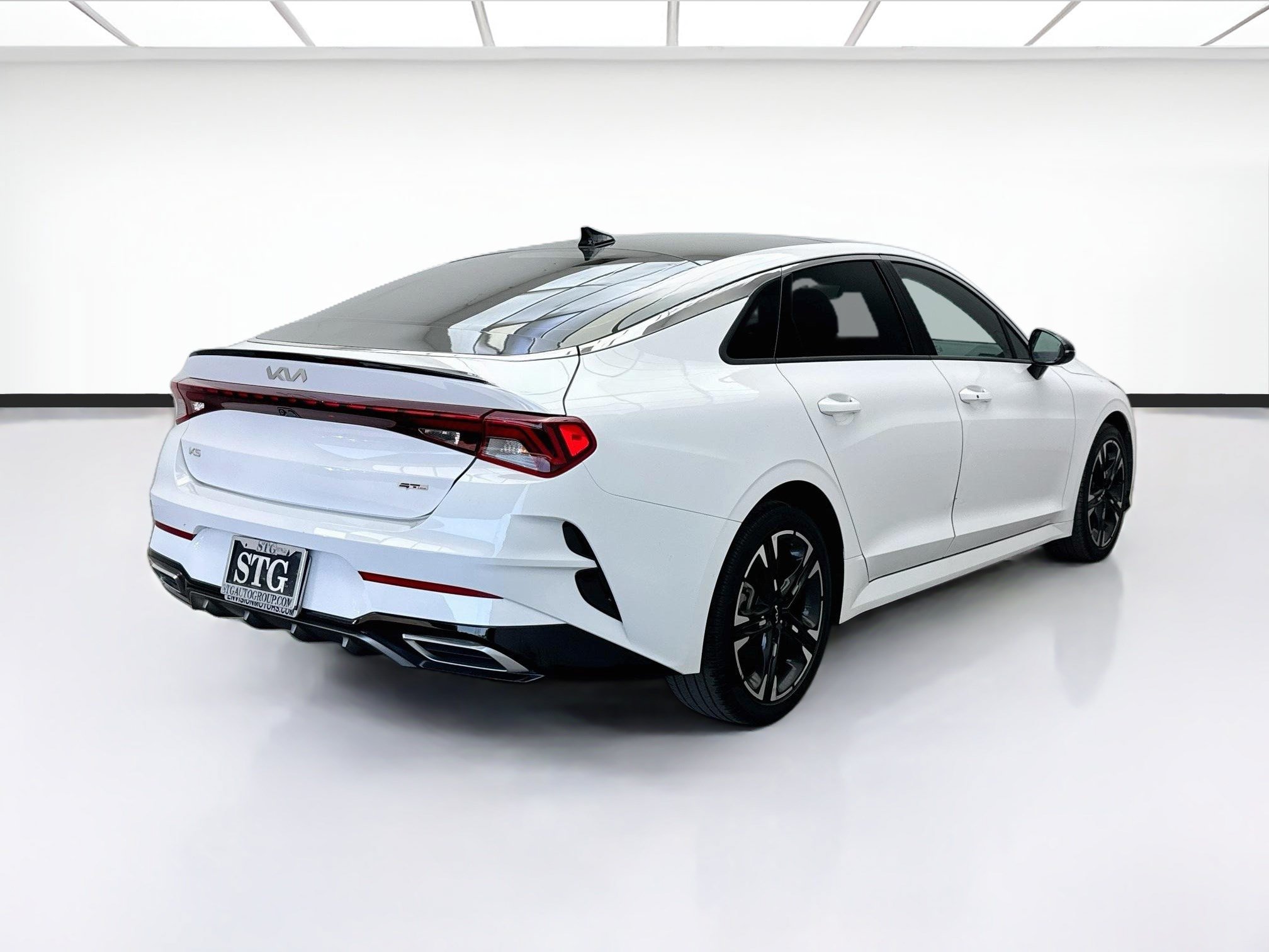 Used 2023 Kia K5 GT-Line FWD image 4