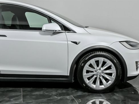 Used 2016 Tesla Model X 75D AWD/4WD image 12