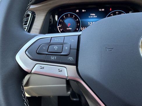 New 2026 Volkswagen Atlas SE image 27