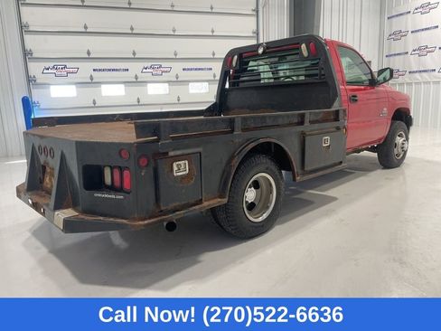 Used 2001 Chevrolet Silverado 3500 4x4 Regular Cab w/ Snow Plow Prep Pkg image 4