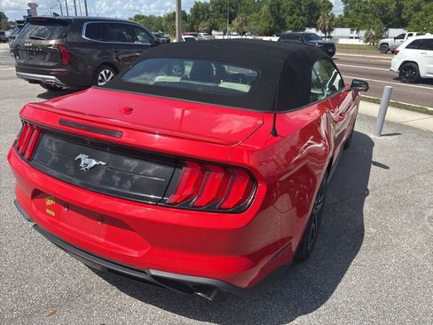 Used 2020 Ford Mustang Premium image 5