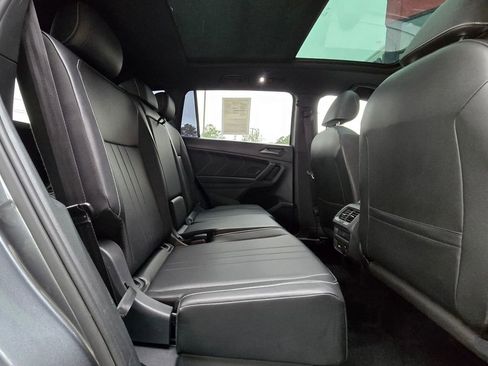 Used 2022 Volkswagen Tiguan SE R-Line AWD/4WD image 22