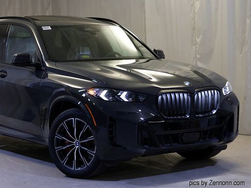 New 2026 BMW X5 xDrive40i w/ M Sport Package image 2