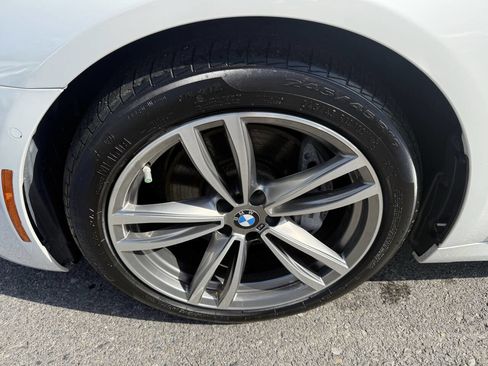 Used 2019 BMW 740i xDrive w/ Executive Package image 24