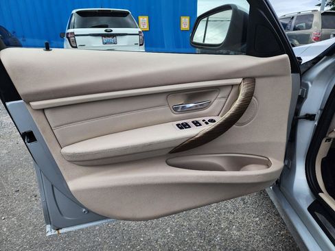 Used 2012 BMW 328i Sedan RWD image 10