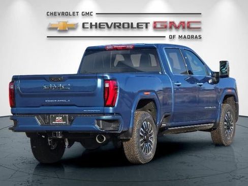 New 2026 GMC Sierra 2500 Denali Ultimate w/ Max Trailering Package image 3