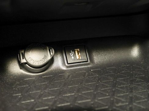 Certified 2025 Toyota RAV4 LE AWD/4WD image 13