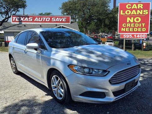Used 2016 Ford Fusion SE FWD image 1