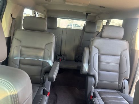 Used 2019 GMC Yukon XL Denali w/ Denali Ultimate Package image 12