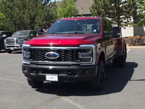 Used 2025 Ford F350 King Ranch AWD/4WD image 4
