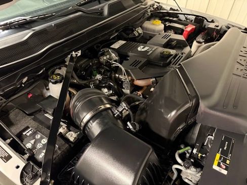 Used 2024 RAM 2500 Laramie w/ Night Edition image 45