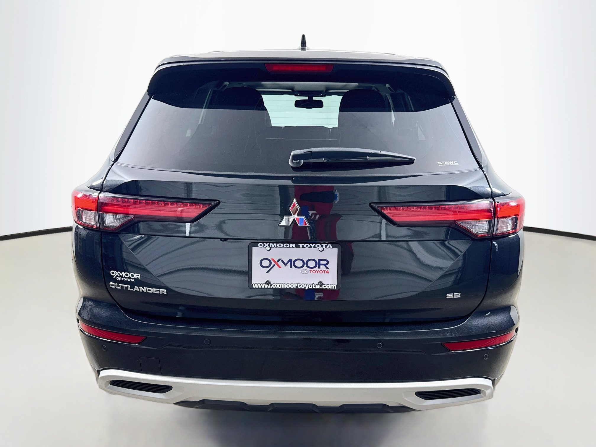 Used 2023 Mitsubishi Outlander SE AWD/4WD image 6