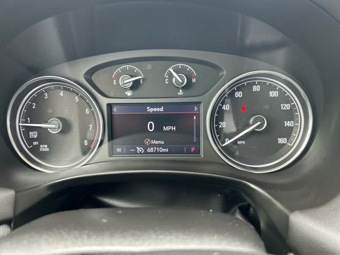 Used 2020 Buick Enclave Premium w/ Sun and Sites Package AWD/4WD image 17