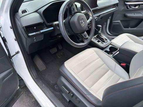 Used 2024 Honda CR-V Sport Touring image 8
