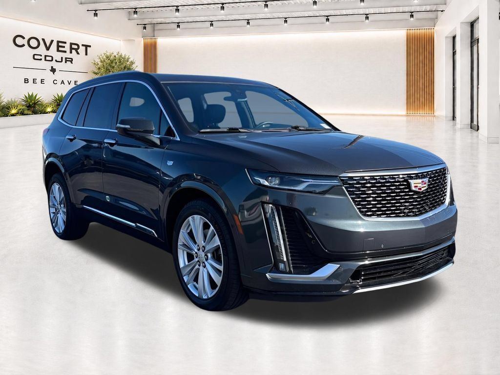 Used 2023 Cadillac XT6 Premium Luxury AWD/4WD image 9