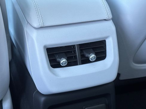 Certified 2025 Cadillac Optiq Luxury 1 image 38