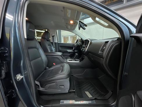 Used 2019 Chevrolet Colorado ZR2 image 31