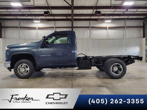 New 2026 Chevrolet Silverado 3500 LT w/ Convenience Package AWD/4WD image 1