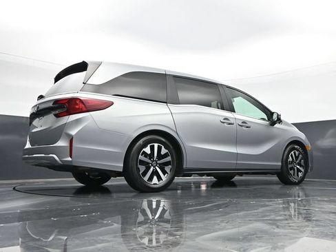 Used 2025 Honda Odyssey EX-L image 42