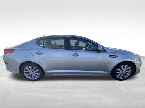 Used 2015 Kia Optima LX w/ LX Convenience Package image 12