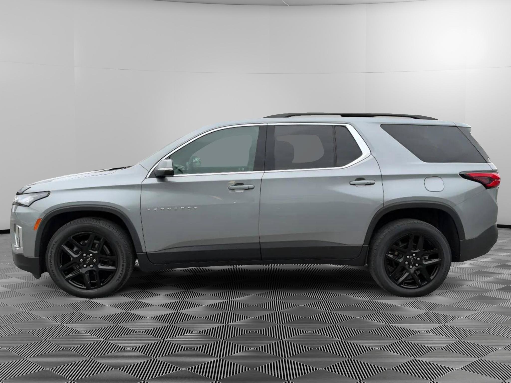 Used 2023 Chevrolet Traverse LT AWD/4WD image 5
