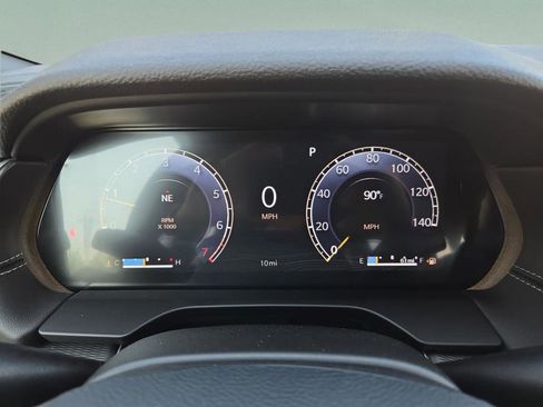 New 2025 Jeep Grand Cherokee Altitude RWD image 24