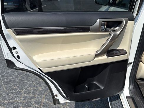 Used 2020 Lexus GX 460 Premium AWD/4WD image 18
