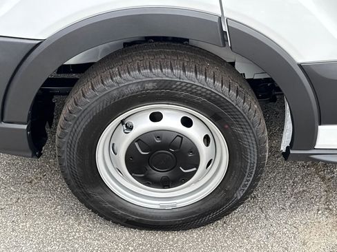 New 2026 Ford Transit 250 148 Medium Roof w/ Load Area Protection Package image 11