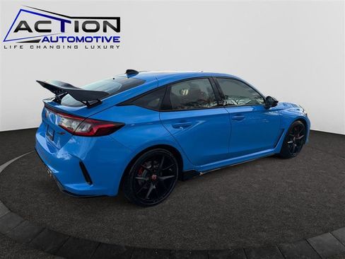 Used 2024 Honda Civic Type R image 8