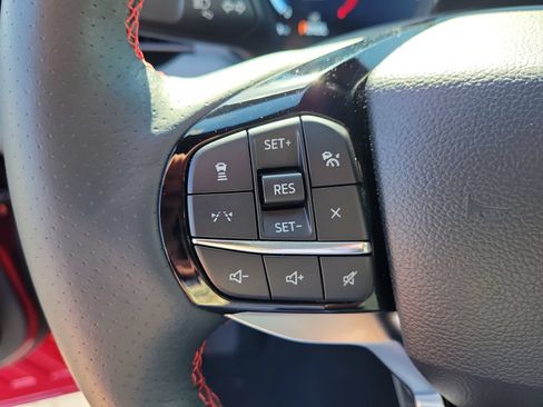 Certified 2025 Ford Explorer ST-Line w/ Premium Package RWD image 21