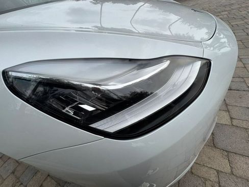 Used 2023 Tesla Model Y Long Range AWD/4WD image 31