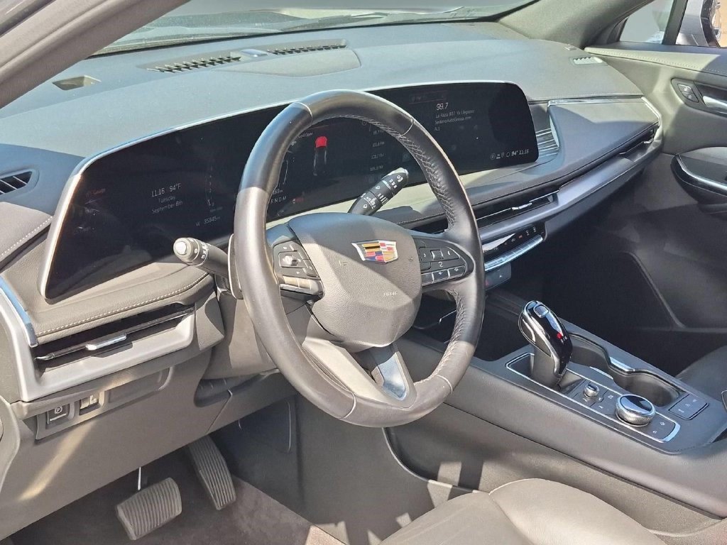 Certified 2025 Cadillac XT4 Premium Luxury FWD image 11