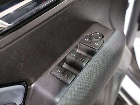 Used 2023 Chevrolet Colorado Z71 w/ Z71 Convenience Package 2 AWD/4WD image 15
