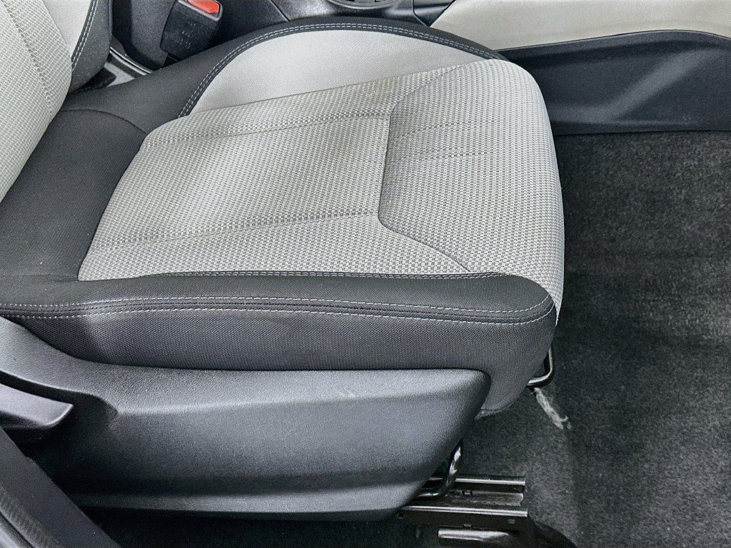 Used 2022 Subaru Forester AWD/4WD image 23