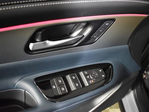 Certified 2025 Nissan Murano Platinum AWD/4WD image 8